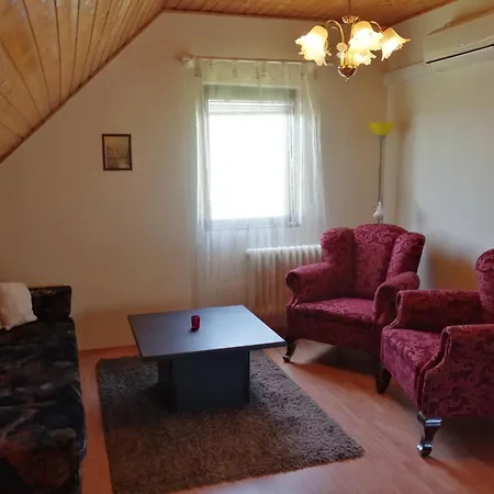 In - Balaton 43113 기에네스디아스