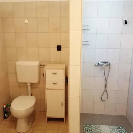 In - Balaton 43113 *