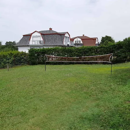 In - Balaton 43113 * Gyenesdiás