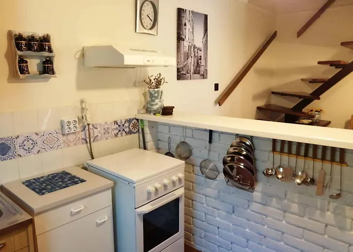 In - Balaton 43113 * גיינסדיאס